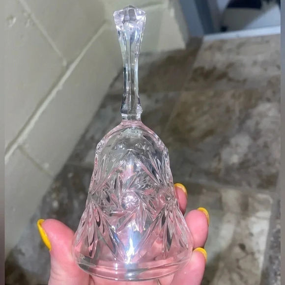 Crystal Glass Hollow Bell with Firework Design Pattern no brand no flaws NWOT - Picture 9 of 12